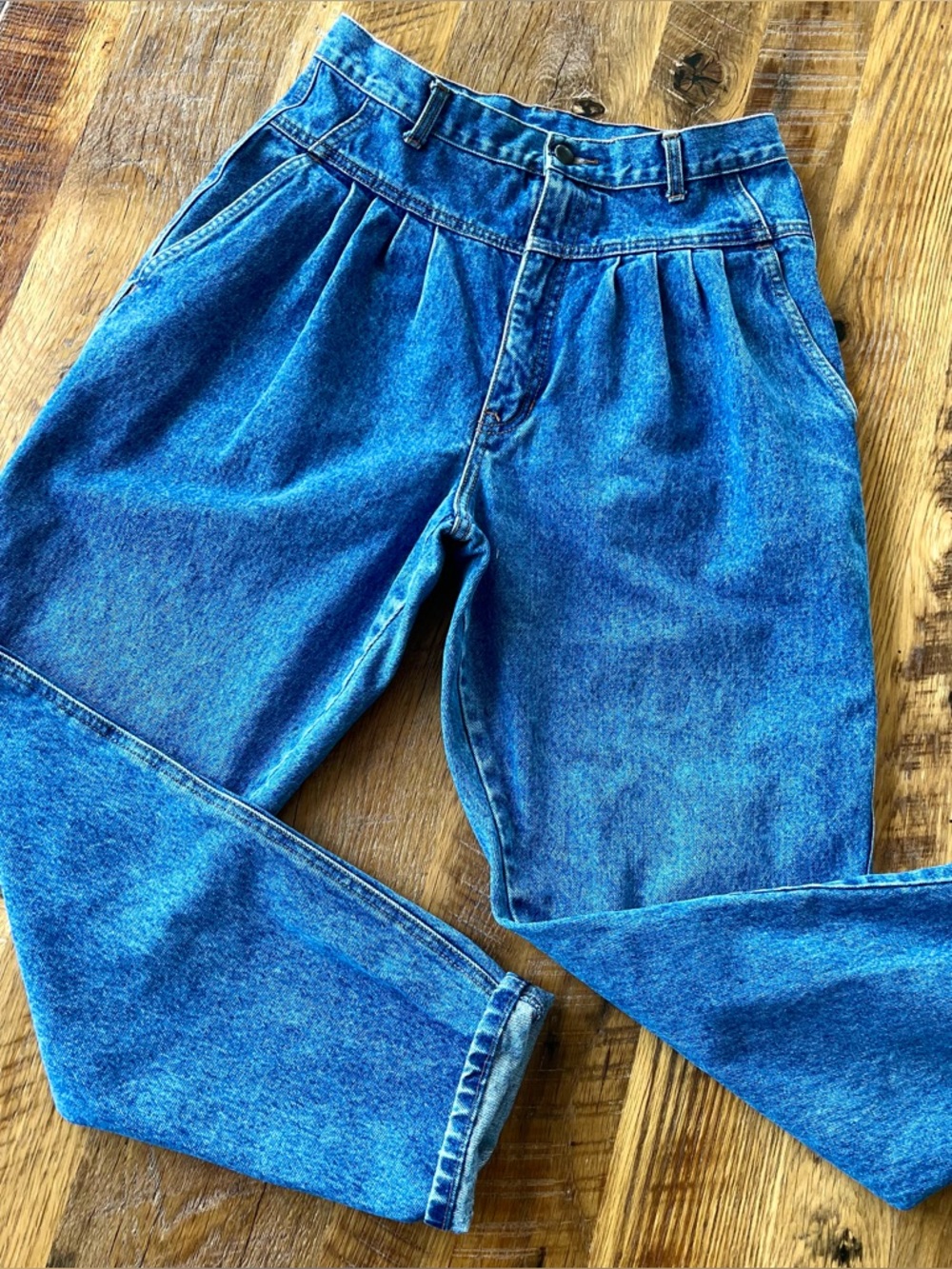 Vintage GAP High Rise Jeans Pleated Waist Tapered Mom Jean 30x29 Like New